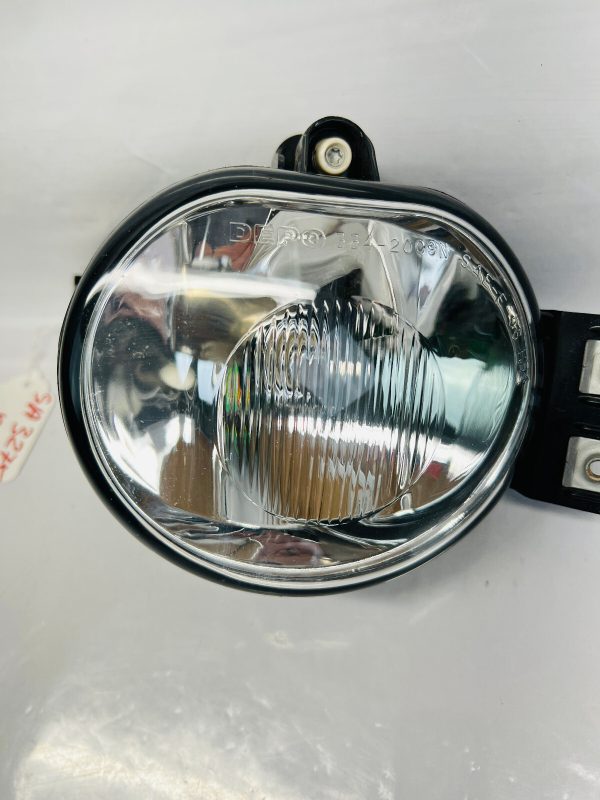 NICE 2002 2003 2004 2005 2006 2007 2008 DODGE RAM FRONT RIGHT FOG LIGHT - Image 5