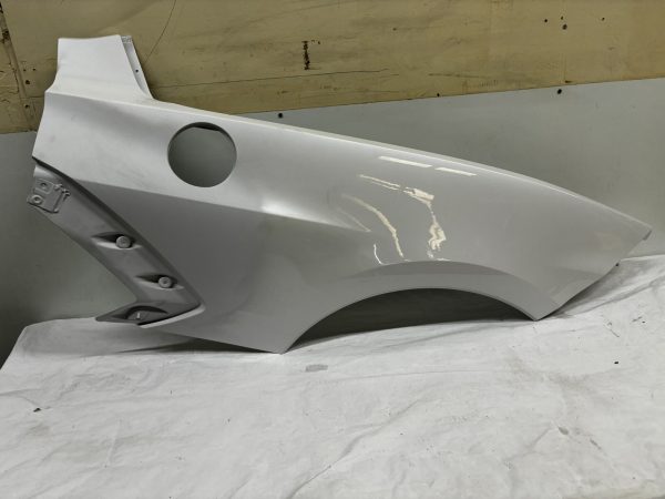 OEM 2020 2021 2022 2023 Chevy Corvette C8 Rear Left Quarter Panel 84828702