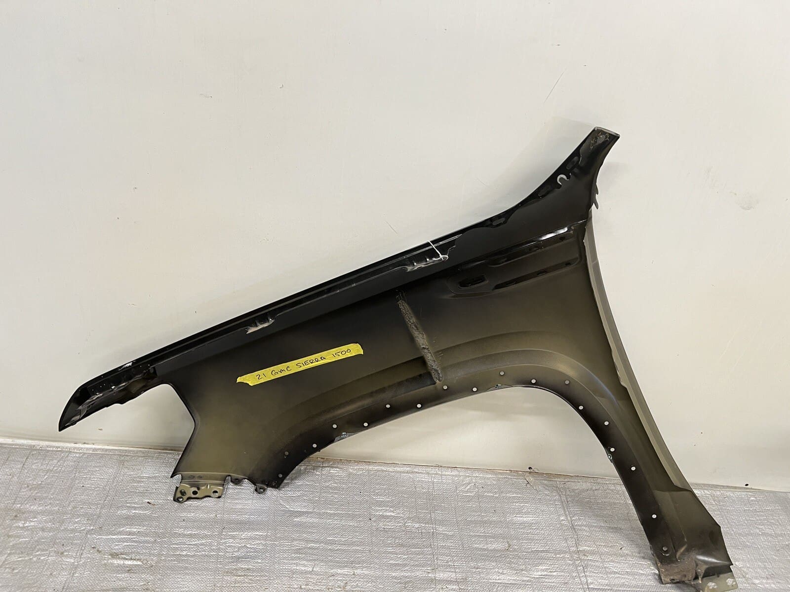 2019 2020 2021 2022 GMC SIERRA 1500 FRONT RIGHT OEM FENDER BLACK - Image 19