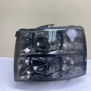 2007 2008 2009 2010 2011 2012 2013 CHEVY SILVERADO FRONT LEFT OEM HEADLIGHT