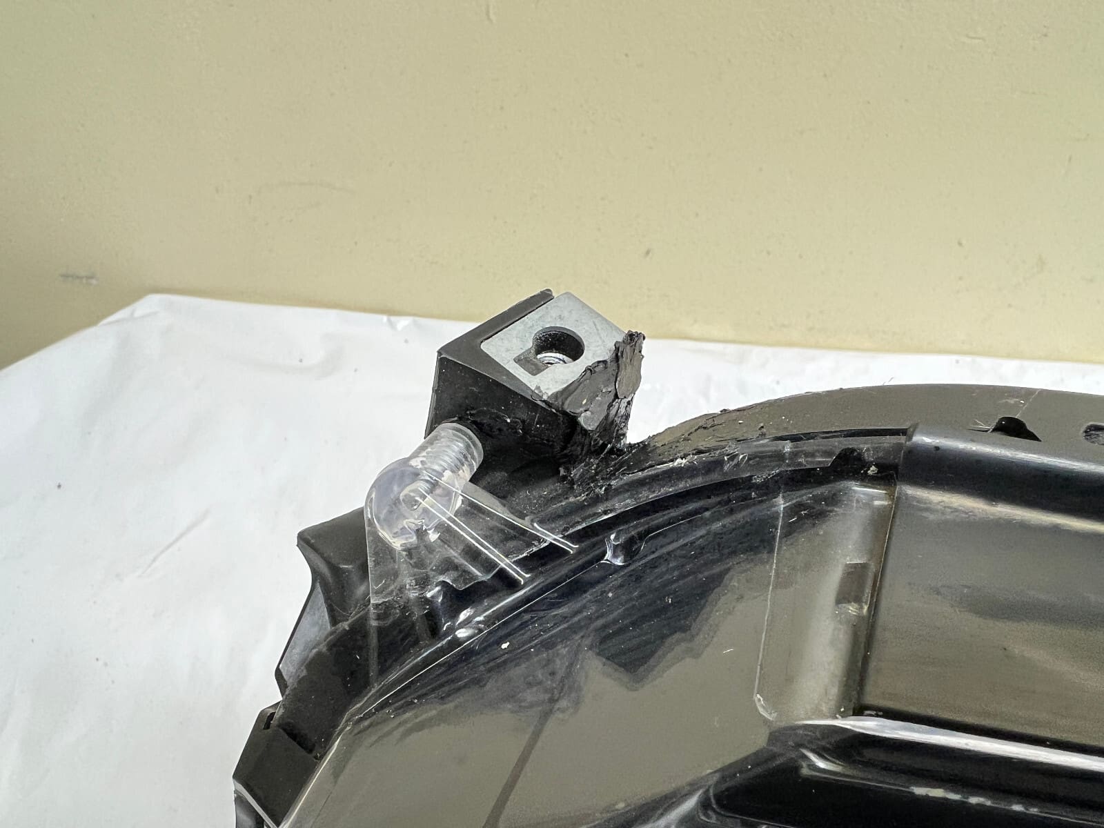 2016 2017 2018 TOYOTA RAV4 HALOGEN BLACK BEZEL FRONT LEFT OEM HEADLIGHT - Image 13