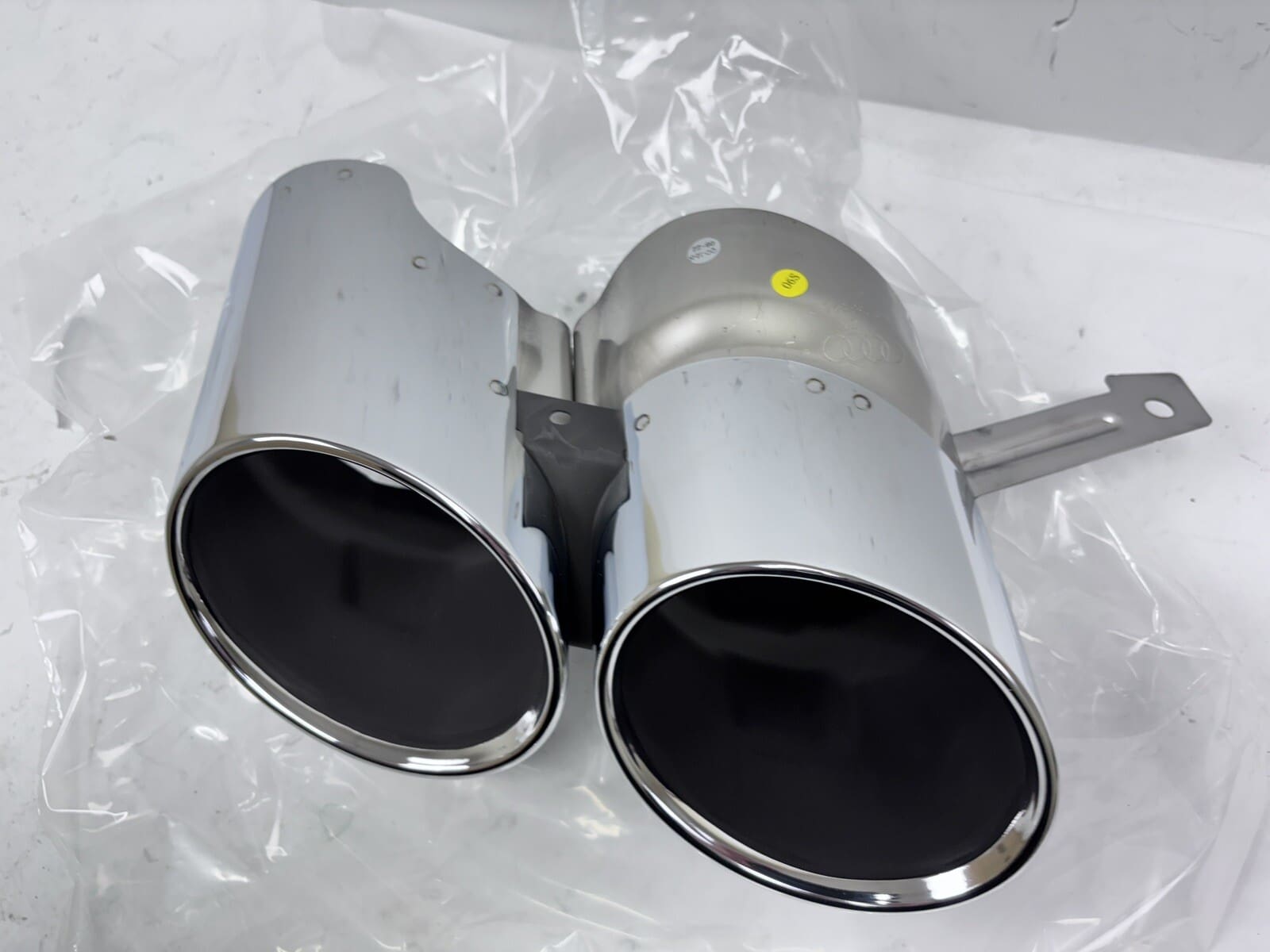 OEM 20 2021 2022 2023 2024 AUDI SQ7 REAR RIGHT DIFFUSER TIP PIPETIP 4m0253826d - Image 4