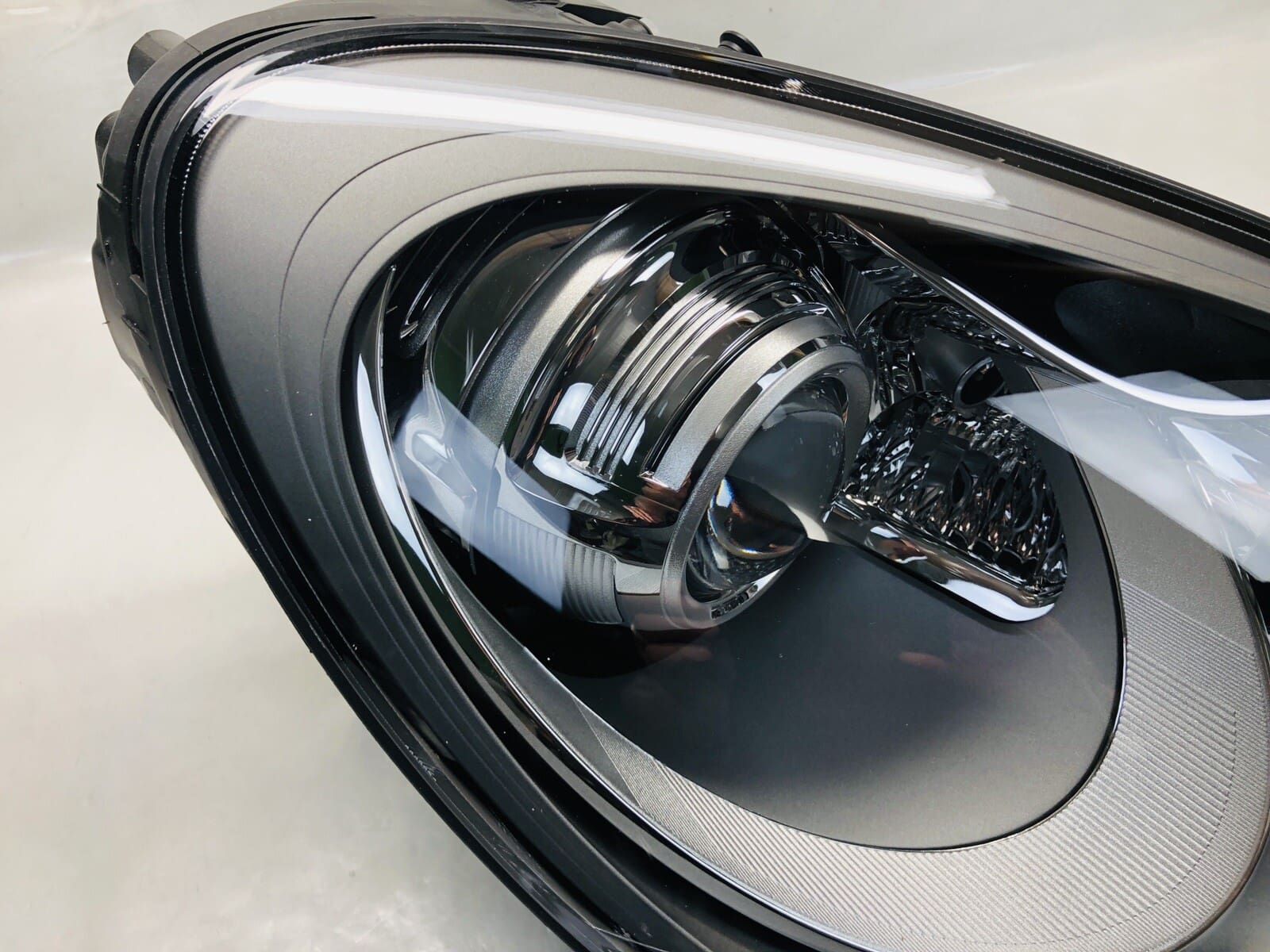 2011 2012 2013 2014 PORSCHE CAYENNE GTS XENON AFS RIGHT OEM HEADLIGHT 7p5941030b - Image 5