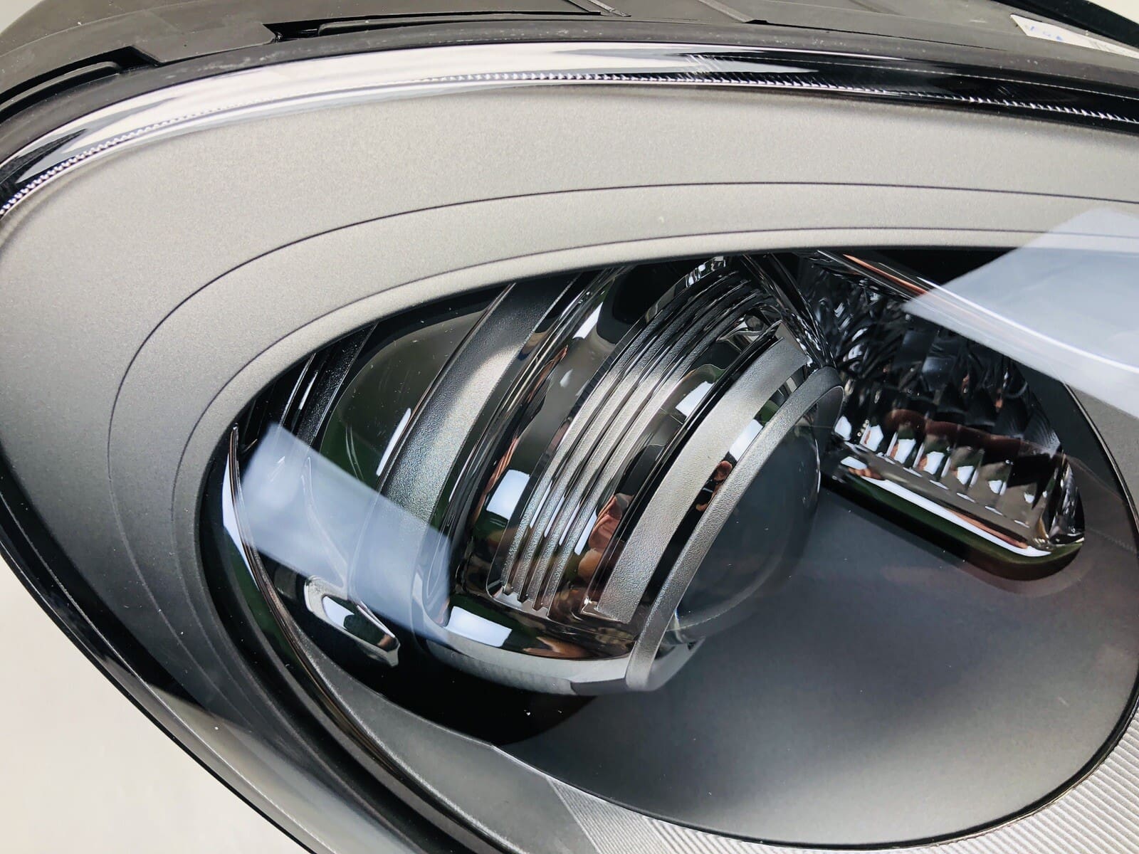 2011 2012 2013 2014 PORSCHE CAYENNE GTS XENON AFS RIGHT OEM HEADLIGHT 7p5941030b - Image 6