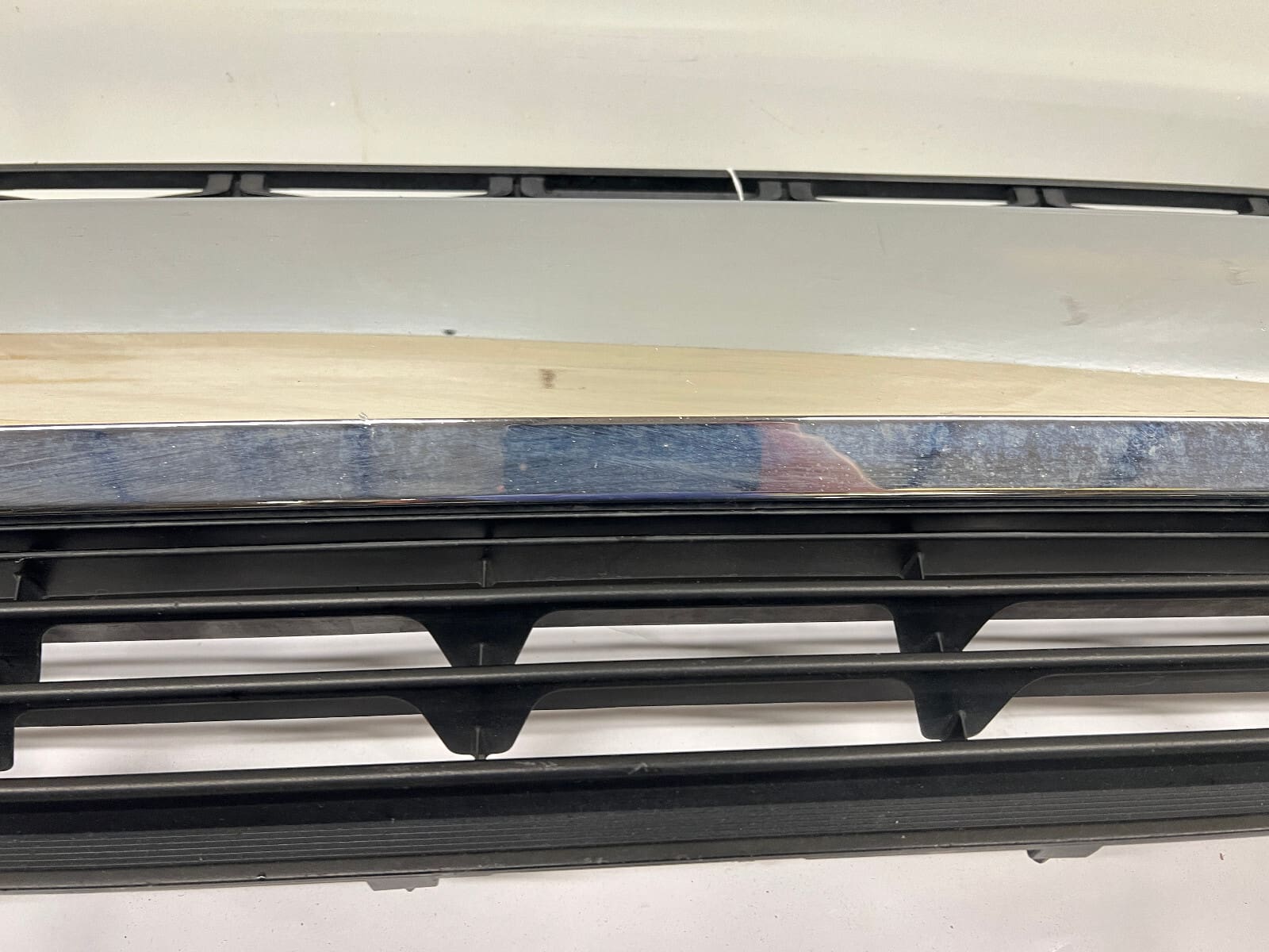 52701-35010 2014 2015 2016 2017 2018 2019 toyota 4runner front oem lower grille - Image 3