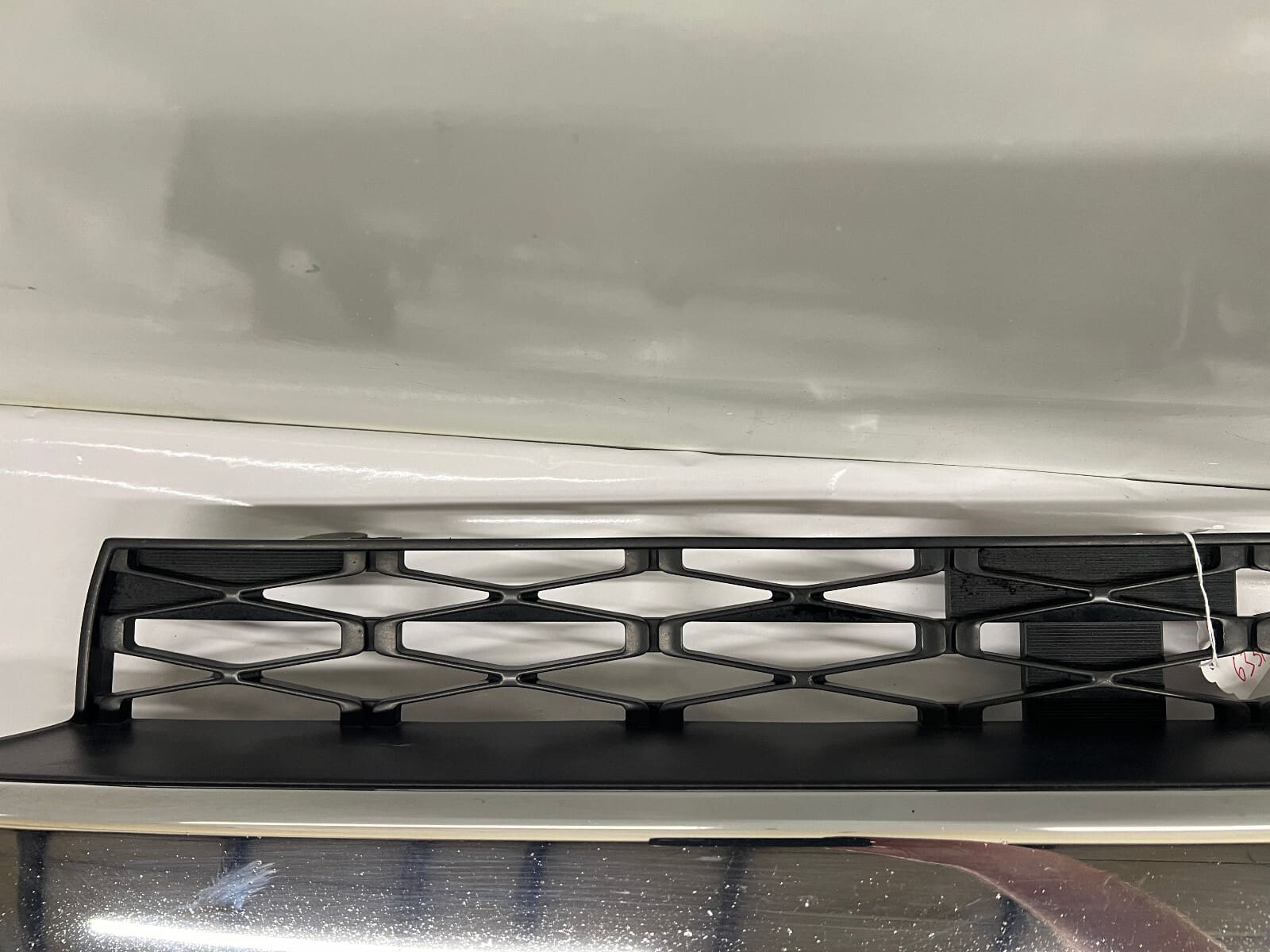 52701-35010 2014 2015 2016 2017 2018 2019 toyota 4runner front oem lower grille - Image 12