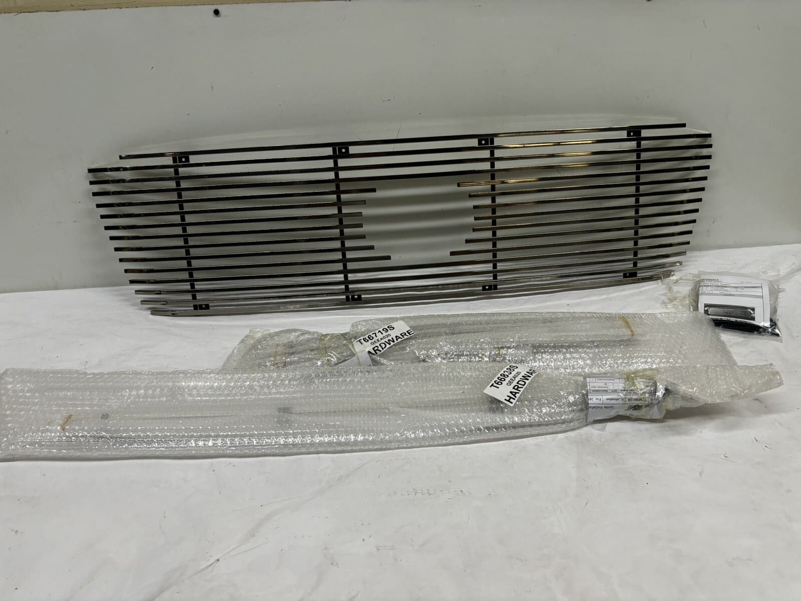 2010 2011 2012 2013 toyota tundra chrome grille inserts lower and upper
