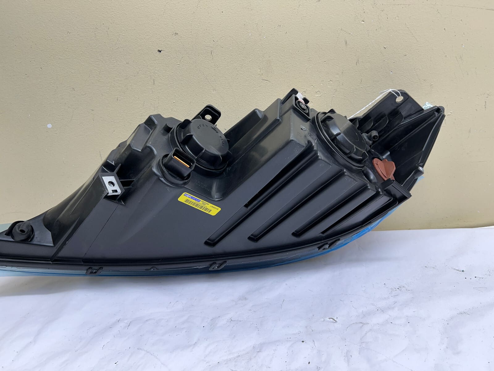 MINT 2011 2012 2013 KIA SORENTO HALOGEN FRONT RIGHT HEADLIGHT 92102-14200 - Image 15