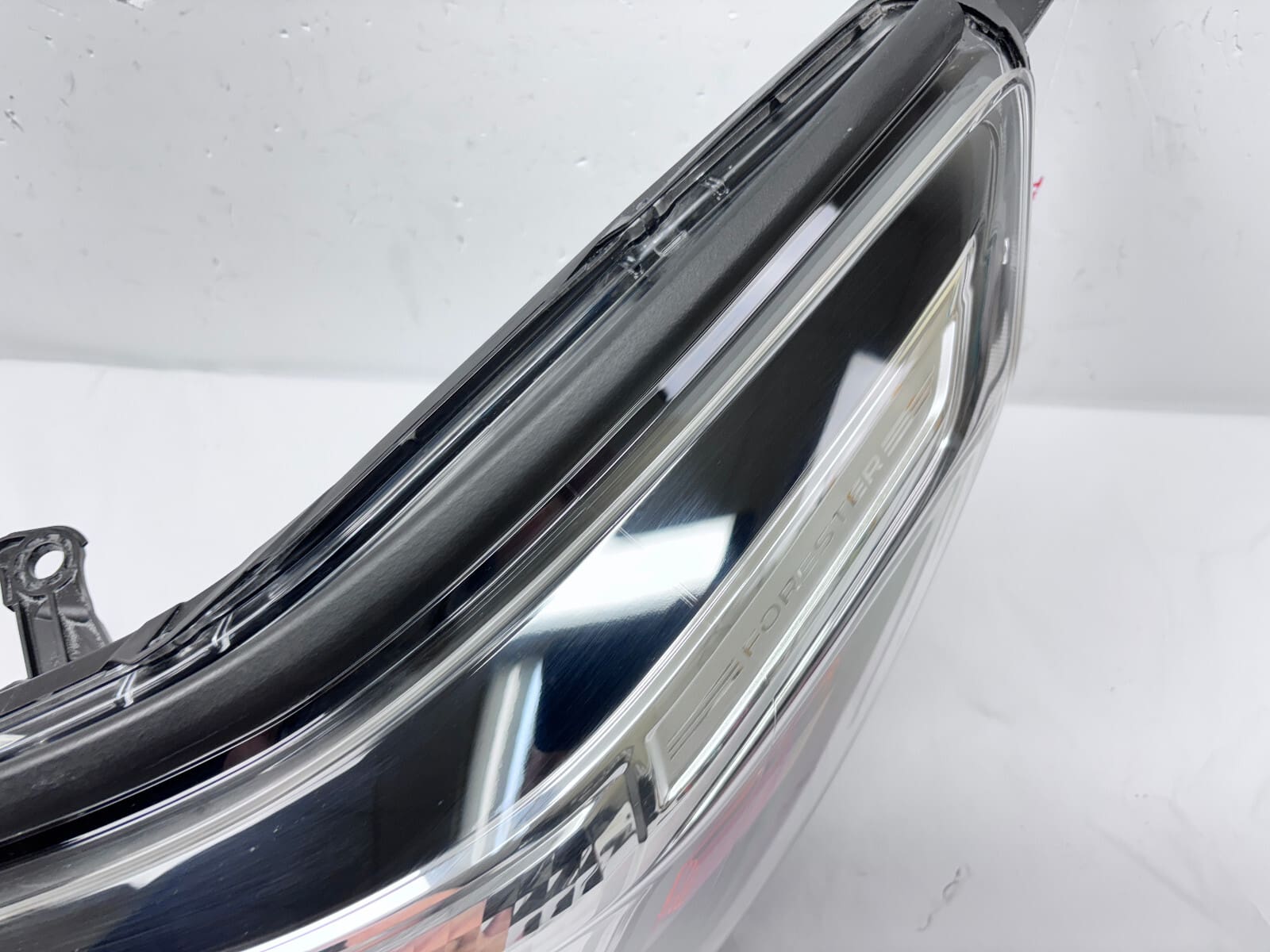 2019 2020 subaru forester led front left oem headlight - Image 9