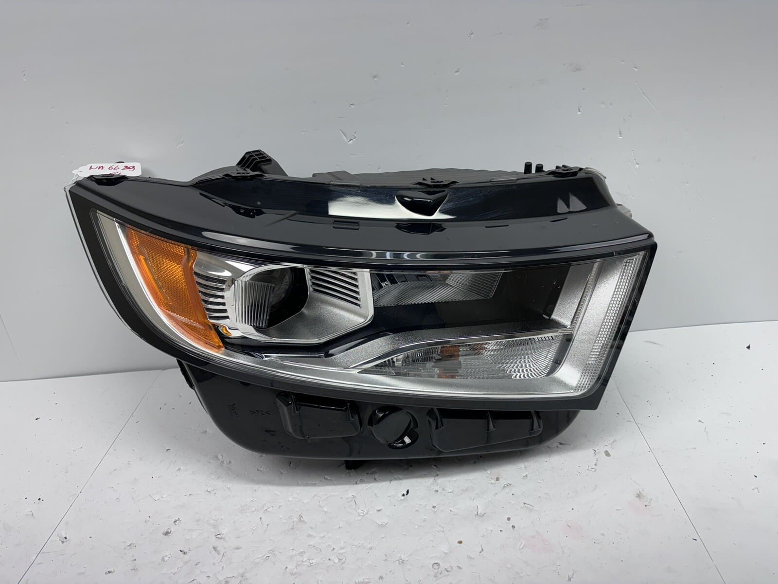 2015 2016 2017 2018 ford edge halogen front right oem headlight