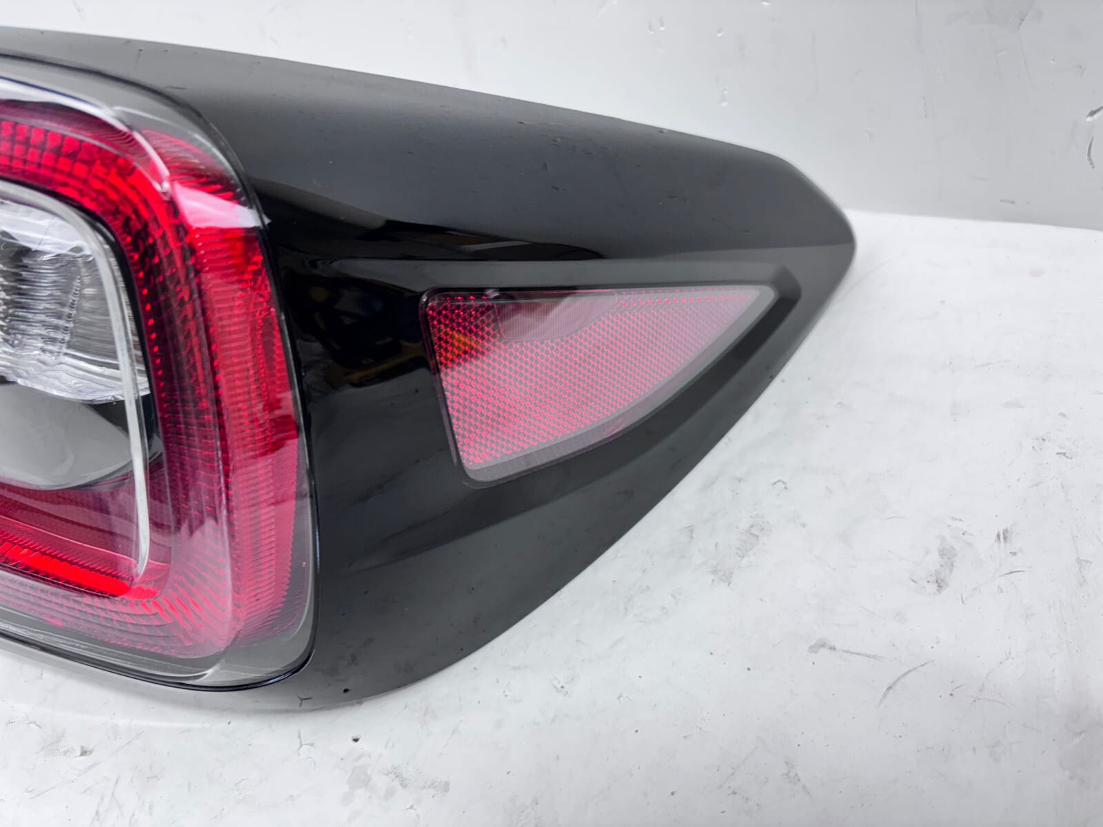 NICE 2020 2021 2022 2023 SUBARU LEGACY OUTBACK LED REAR RIGHT OEM TAIL LIGHT - Image 6