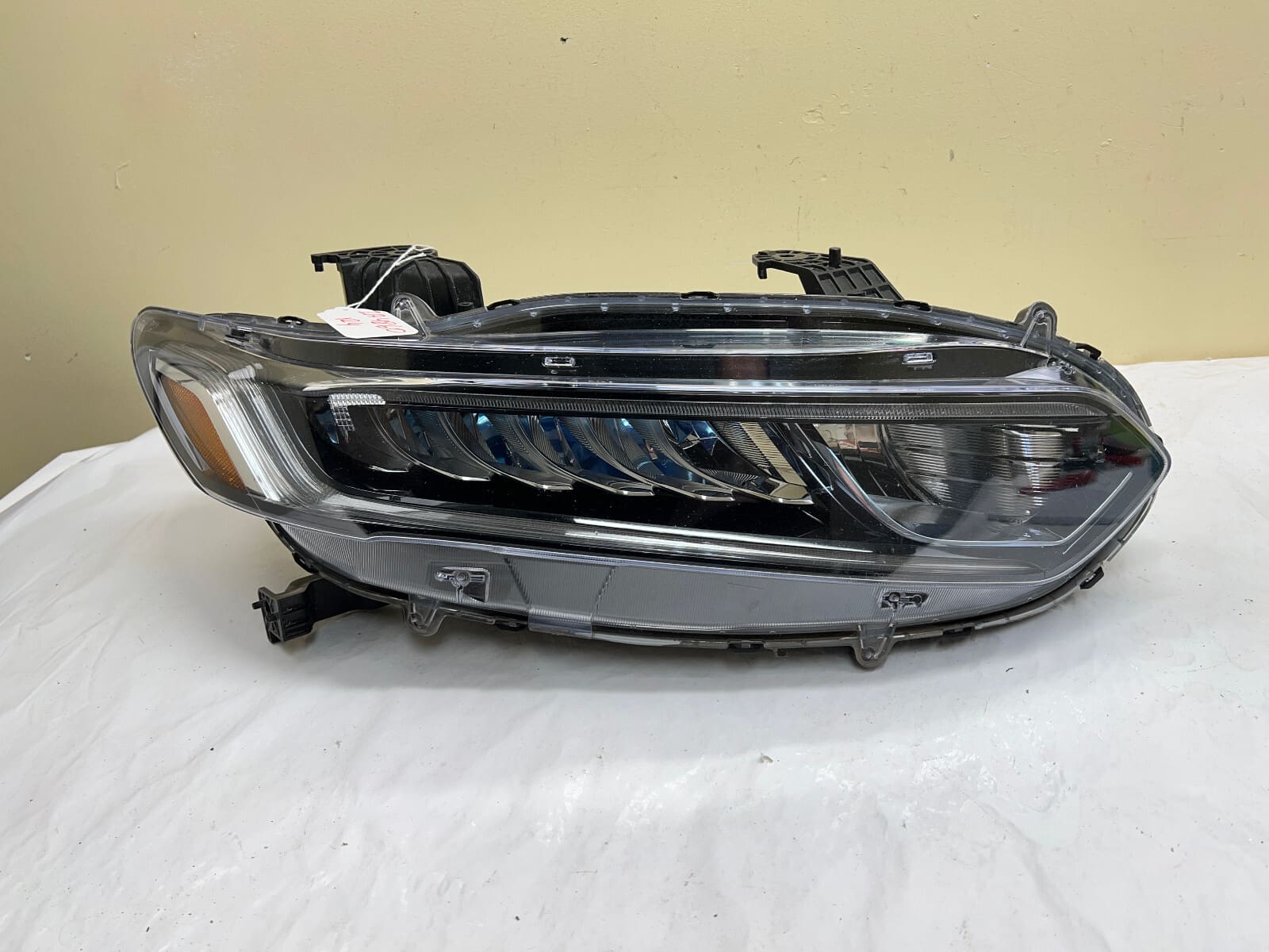 2018 2019 2020 2021 2022 HONDA ACCORD HYBRID LED FRONT RIGHT OEM HEADLIGHT BLUE - Image 2