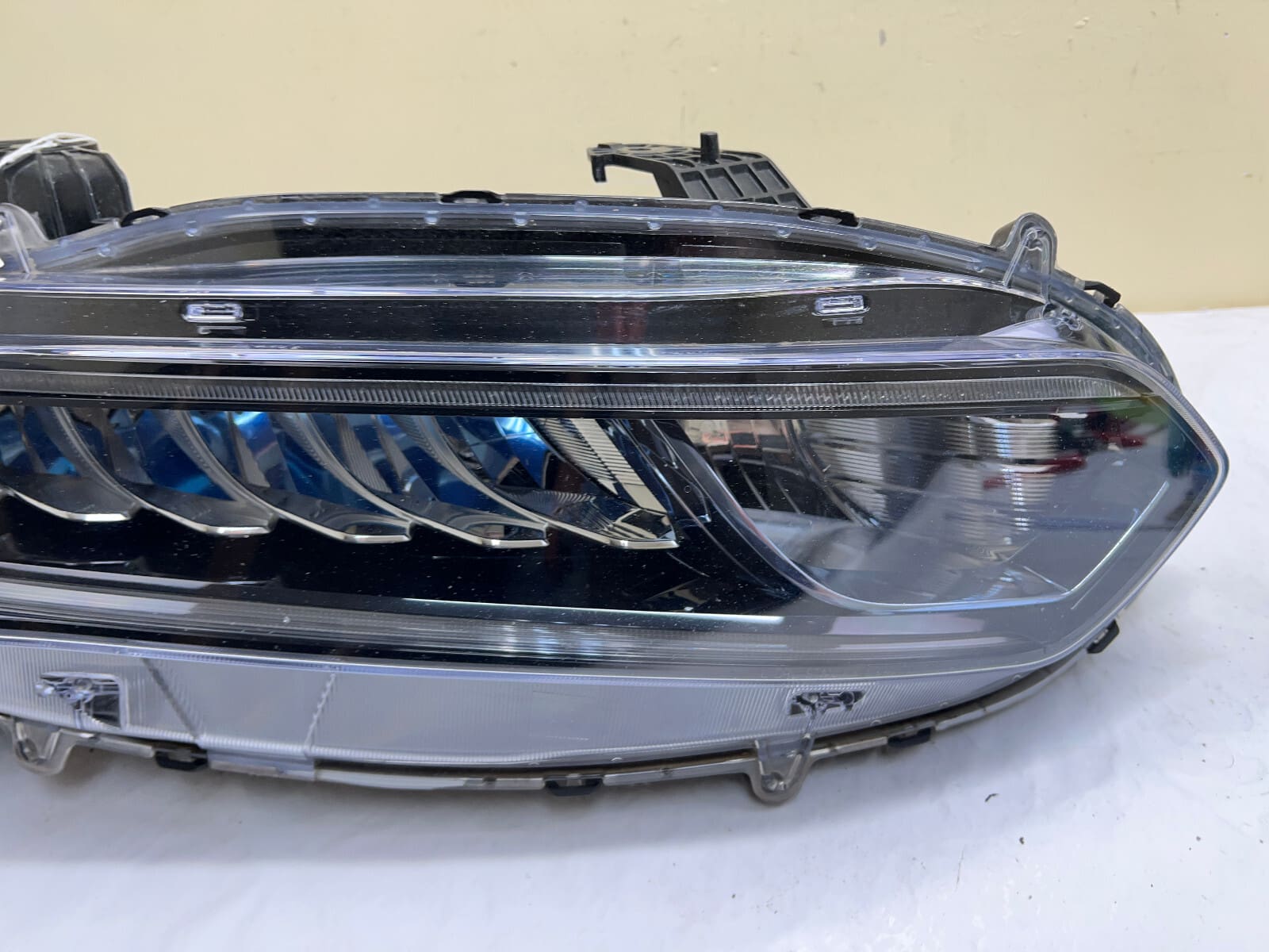 2018 2019 2020 2021 2022 HONDA ACCORD HYBRID LED FRONT RIGHT OEM HEADLIGHT BLUE - Image 6
