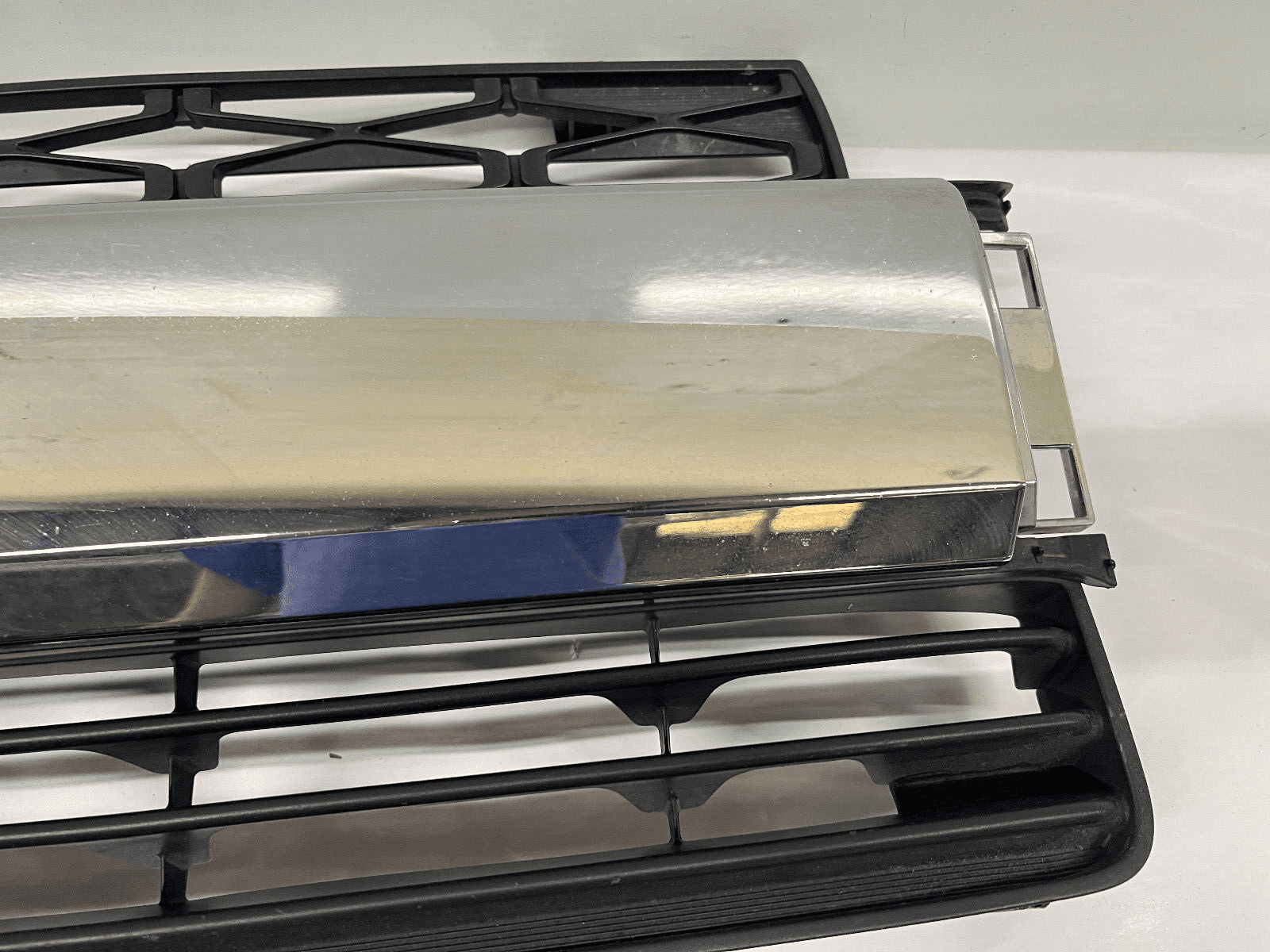 52701-35010 2014 2015 2016 2017 2018 2019 toyota 4runner front oem lower grille - Image 2