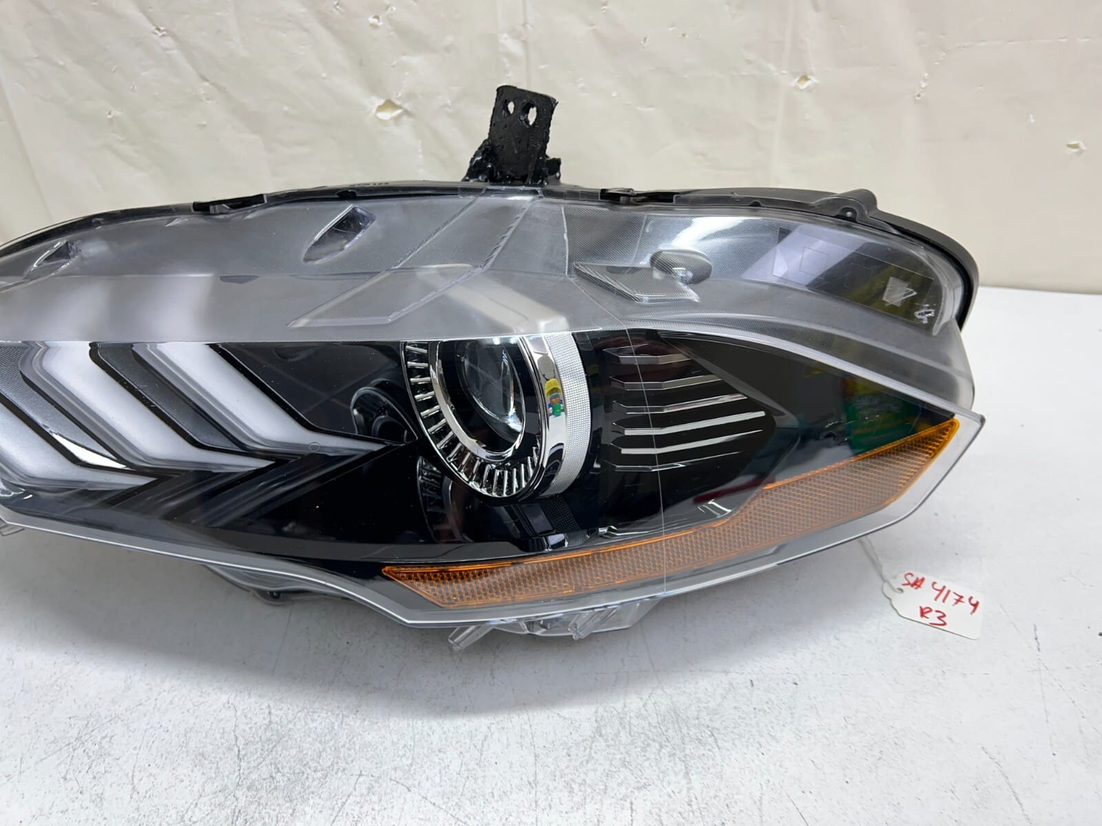2018 2019 2020 2021 2022 2023 FORD MUSTANG LED FRONT LEFT OEM HEADLIGHT - Image 5