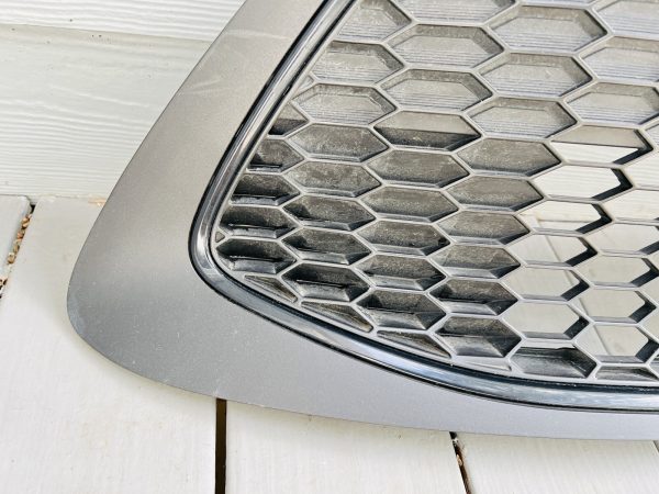 ⭐️ 2019 2020 2021 TOYOTA COROLLA FRONT OEM GRILLE GENUINE 5311212350 - Image 6