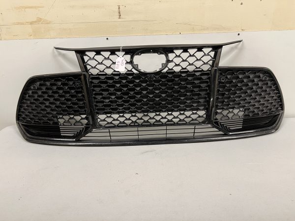 53113-07070 2019 2020 2021 2022 TOYOTA AVALON XSE FRONT OEM GRILLE BLACK GLOSS