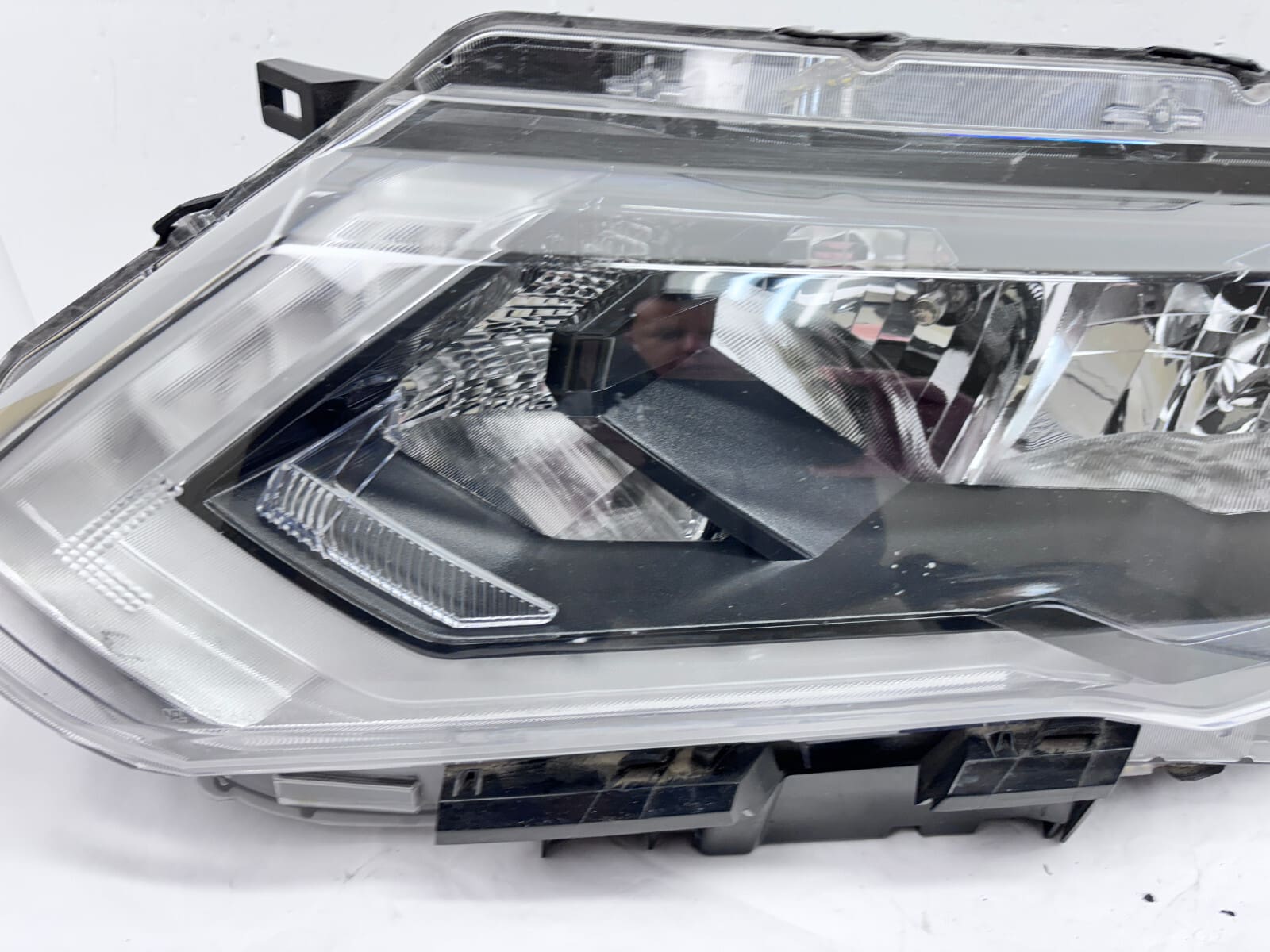 2017 2018 2019 2020 nissan rogue halogen led front left oem headlight - Image 10