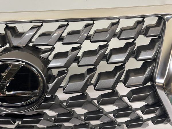 53101-60G30 2020 2021 2022 2023 lexus gx gx460 front oem grille - Image 7
