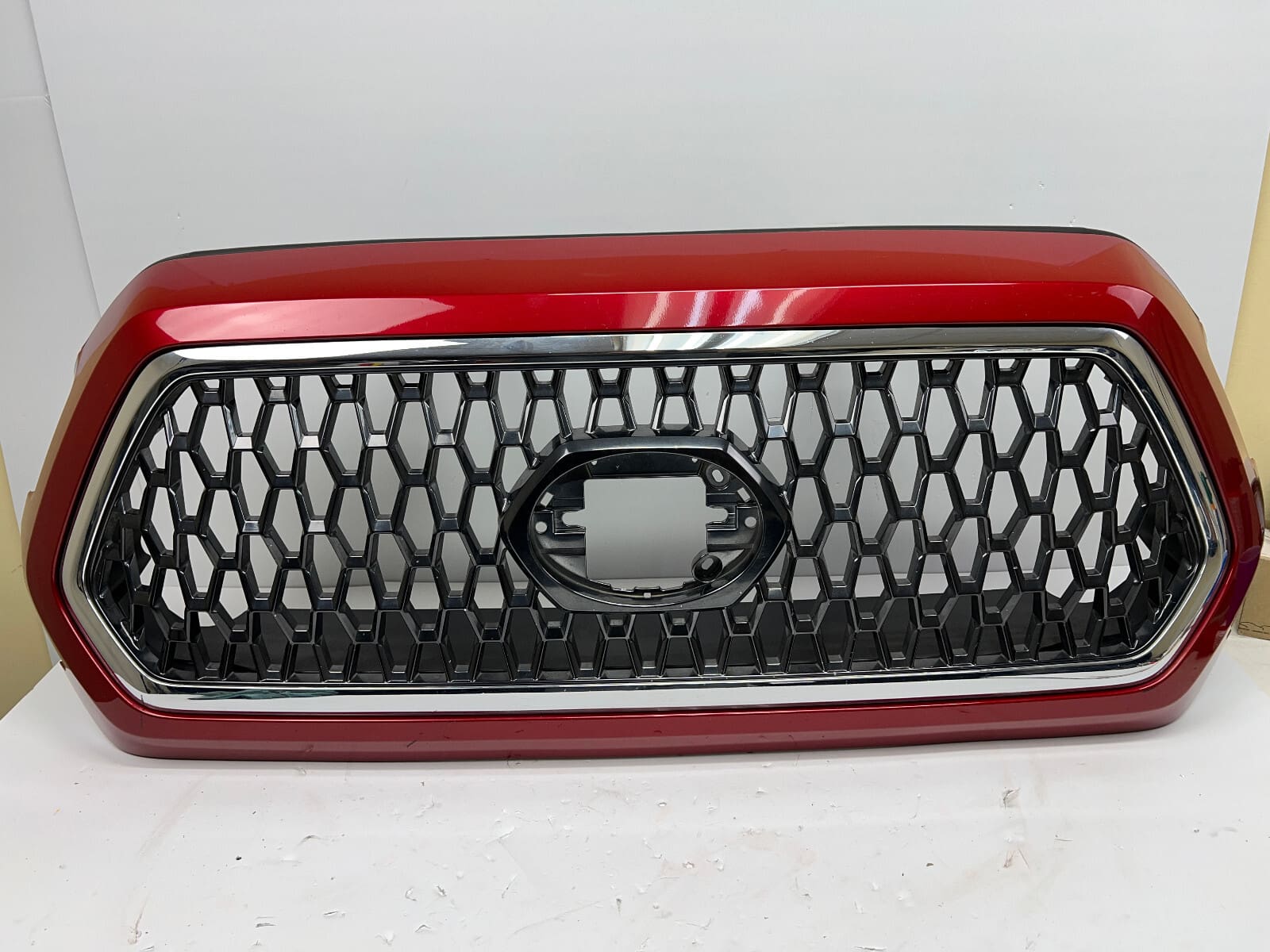 53113-04040 2016-2018 2019 2020 2021 2022 toyota tacoma trd front oem grille red