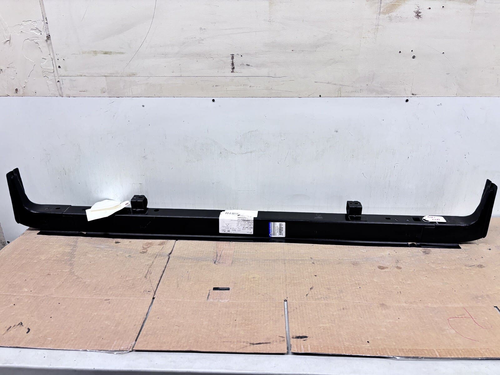 Dodge Ram 3500 2013-2022 2023 2024 Rear Forward Floor Pan Crossmember 68197093ab