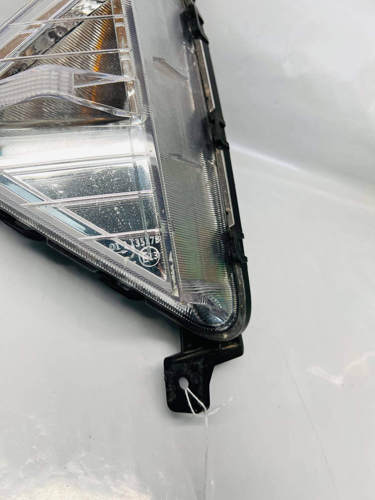 92301-F2510 2019 2020 2021 HYUNDAI ELANTRA FRONT LEFT OEM FOG LIGHT - Image 2