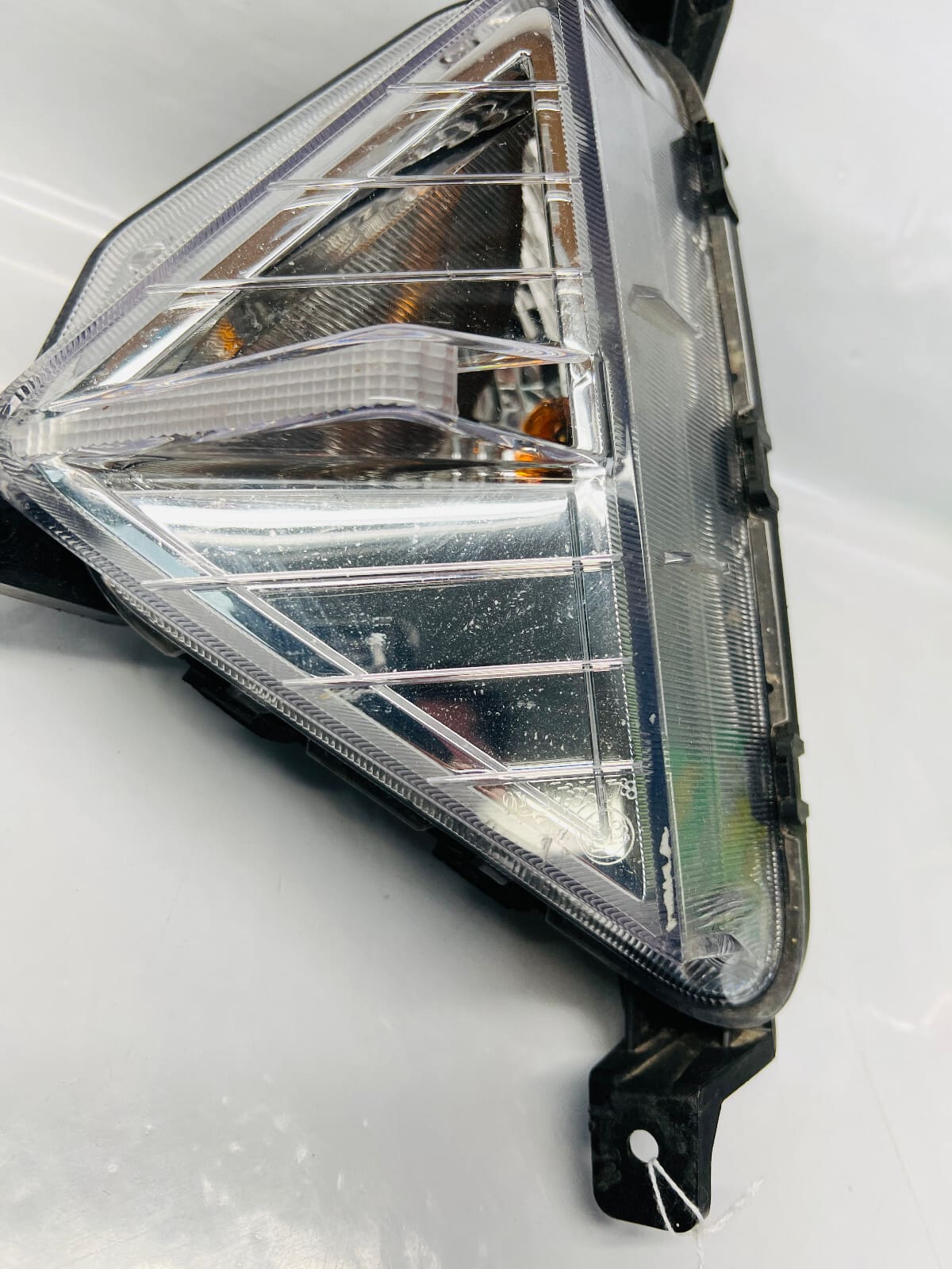 92301-F2510 2019 2020 2021 HYUNDAI ELANTRA FRONT LEFT OEM FOG LIGHT - Image 3