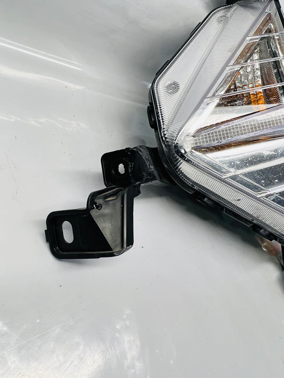 92301-F2510 2019 2020 2021 HYUNDAI ELANTRA FRONT LEFT OEM FOG LIGHT - Image 9