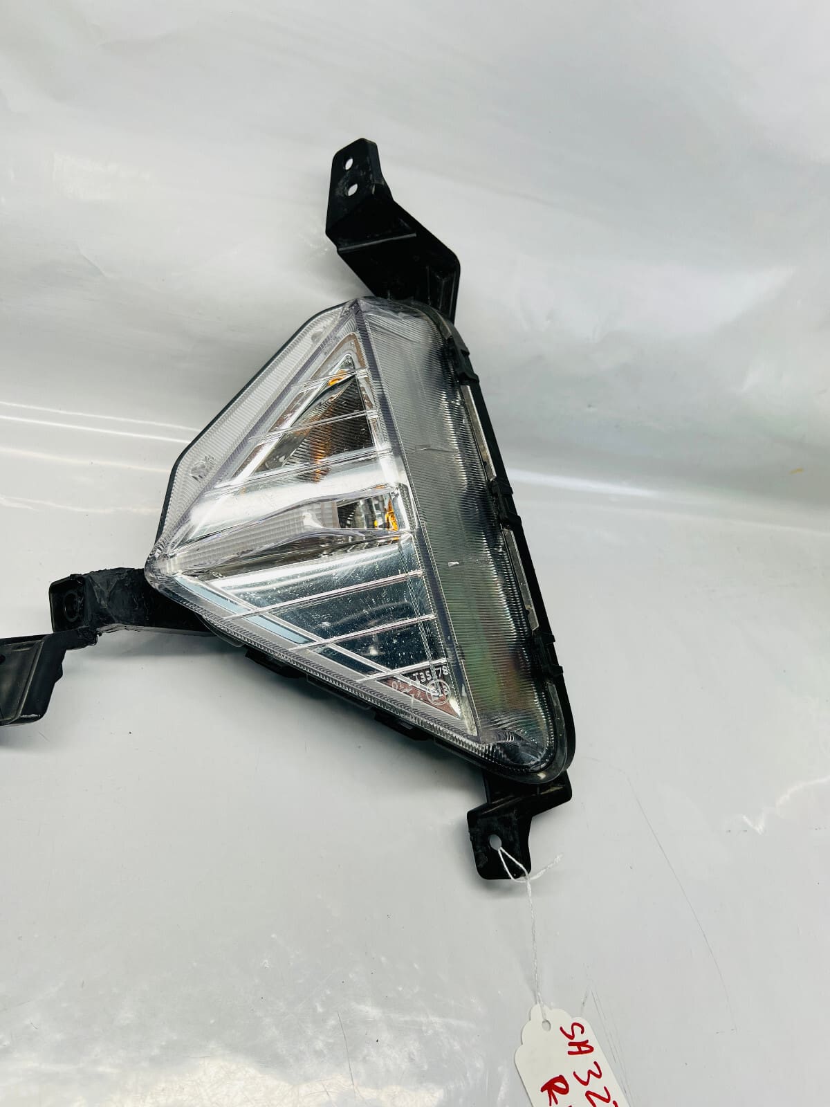 92301-F2510 2019 2020 2021 HYUNDAI ELANTRA FRONT LEFT OEM FOG LIGHT - Image 10