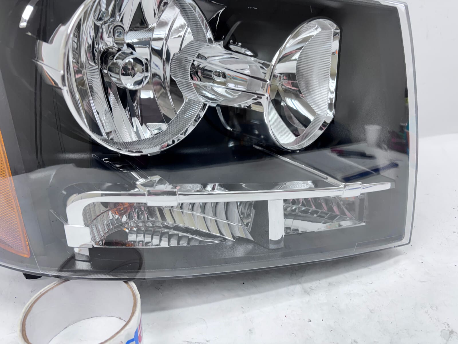 2007 2008 2009 2010 2011-2014 CHEVY TAHOE SUBURBAN HALOGEN RIGHT CAPA HEADLIGHT - Image 7