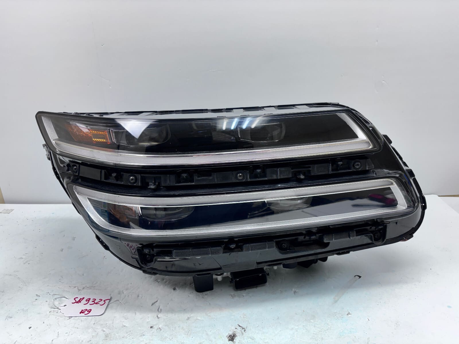 2021-23 Hyundai Genesis GV80 Full LED Front Right OEM Headlight 92102-T6000