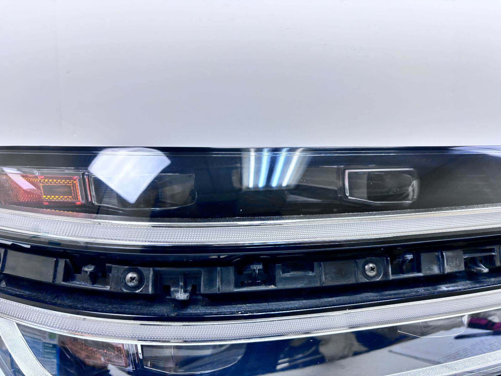 2021-23 Hyundai Genesis GV80 Full LED Front Right OEM Headlight 92102-T6000 - Image 8