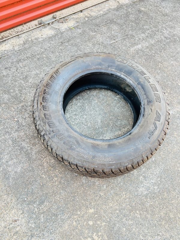 1 Single New P255/70R18 112S Bridgestone Dueler A/T RH-S OWL Tire! - Image 2