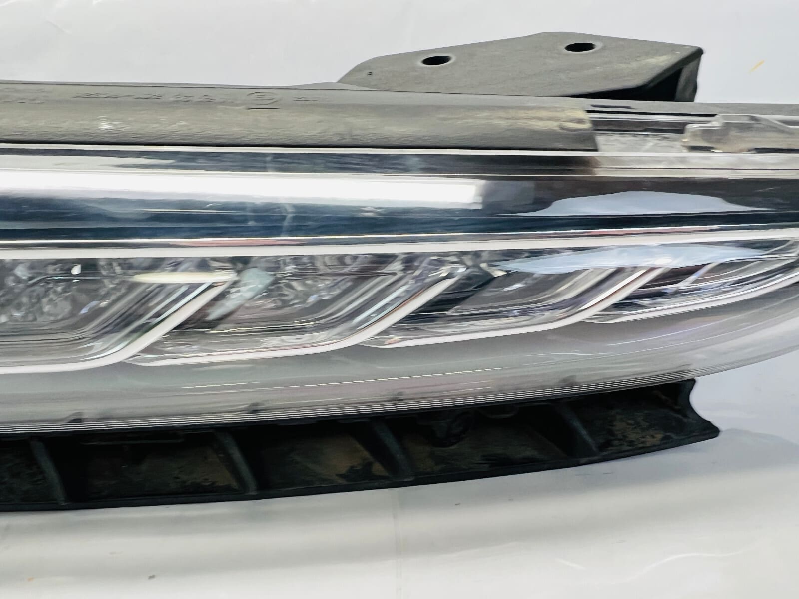 92208-J9010 2018 2019 2020 2021 HYUNDAI KONA LED FRONT RIGHT OEM RUNNING LIGHT - Image 3