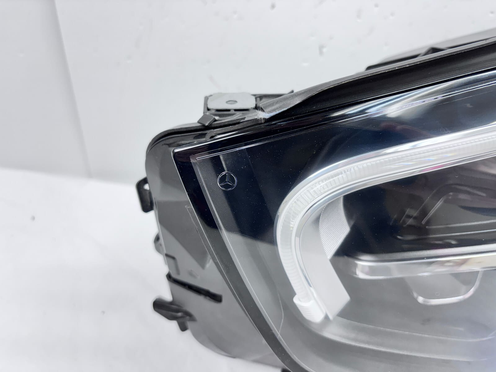 2020 2021 2022 MERCEDES GLC CLASS GLC300 GLC350 LED FRONT LEFT OEM HEADLIGHT - Image 2