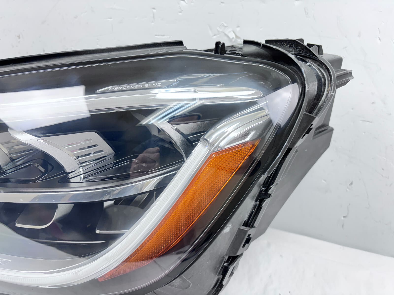 2020 2021 2022 MERCEDES GLC CLASS GLC300 GLC350 LED FRONT LEFT OEM HEADLIGHT - Image 9