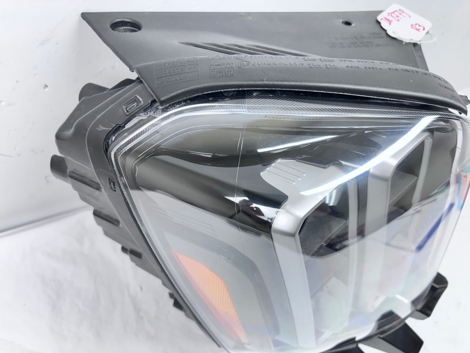 92102-S9600 MINT 2023 2024 KIA TELLURIDE LED FRONT RIGHT OEM HEADLIGHT - Image 10