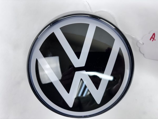NICE 2021 2022 2023 2024 VW ID4 ID.4 FRONT OEM EMBLEM - Image 6