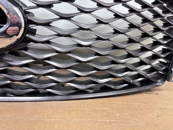 2015 2016 2017 INFINITI QX80 FRONT OEM GRILLE WITH CAMERA 623105ZA0A - Image 17