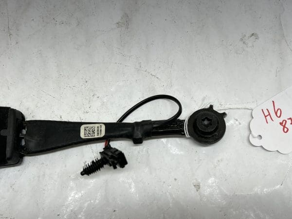 2016 2017 2018 2019 2020 2021 2022 CHEVY CAMARO FRONT RIGHT SEAT BELT BUCKLE - Image 2