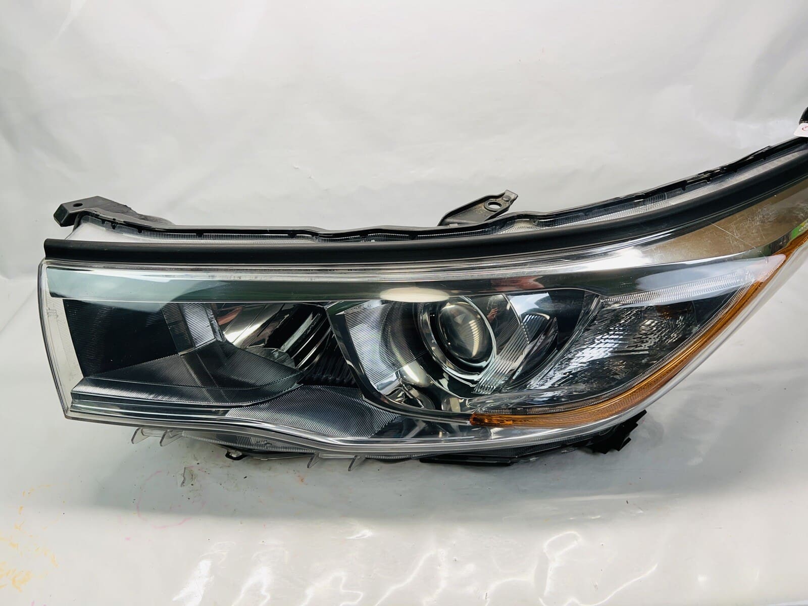 2014 2015 2016 TOYOTA HIGHLANDER HALOGEN FRONT LEFT OEM HEADLIGHT
