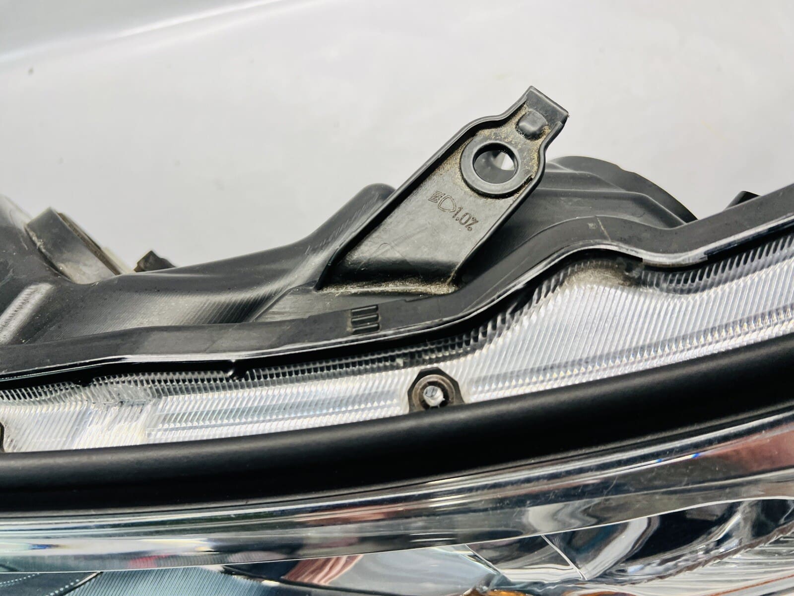 2014 2015 2016 TOYOTA HIGHLANDER HALOGEN FRONT LEFT OEM HEADLIGHT - Image 8