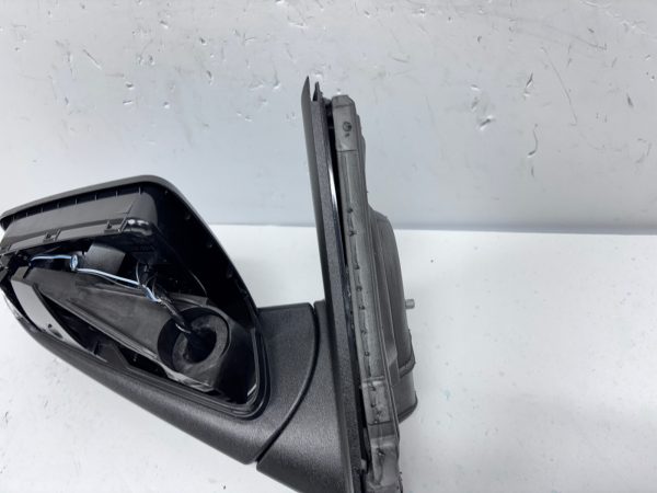 2018-2021 2022 2023 2024 CHEVY EQUINOX TURN SIGNAL BLIND SPOT RIGHT OEM MIRROR - Image 4