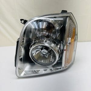 2007 2008 2009 2010 2011 2012 2013 2014 GMC YUKON DENALI FRONT LEFT HEADLIGHT