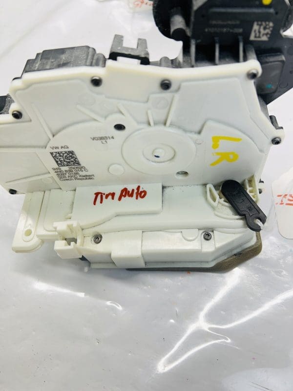 2019 2020 2021 2022 2023 AUDI A8 S8 REAR LEFT OEM DOOR LATCH LOCK GENUINE - Image 9