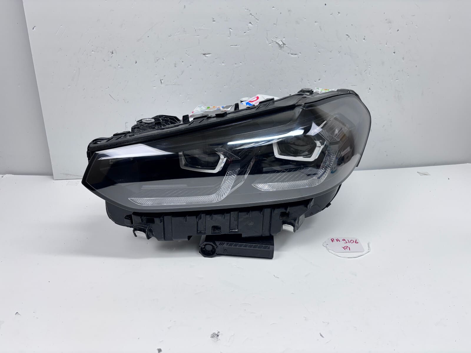 A95A1FB13-06 2022 2023 2024 BMW X3 X4 LED BLACK TRIM FRONT LEFT OEM HEADLIGHT