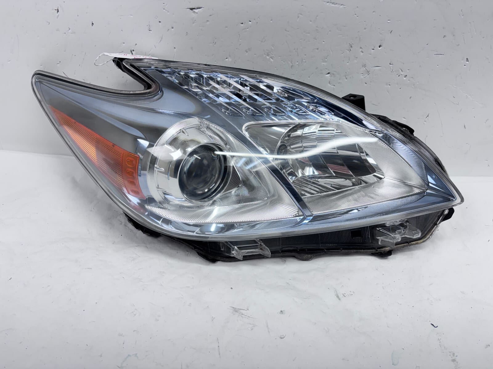 2012 2013 2014 2015 TOYOTA PRIUS HALOGEN BLUE FRONT RIGHT OEM HEADLIGHT
