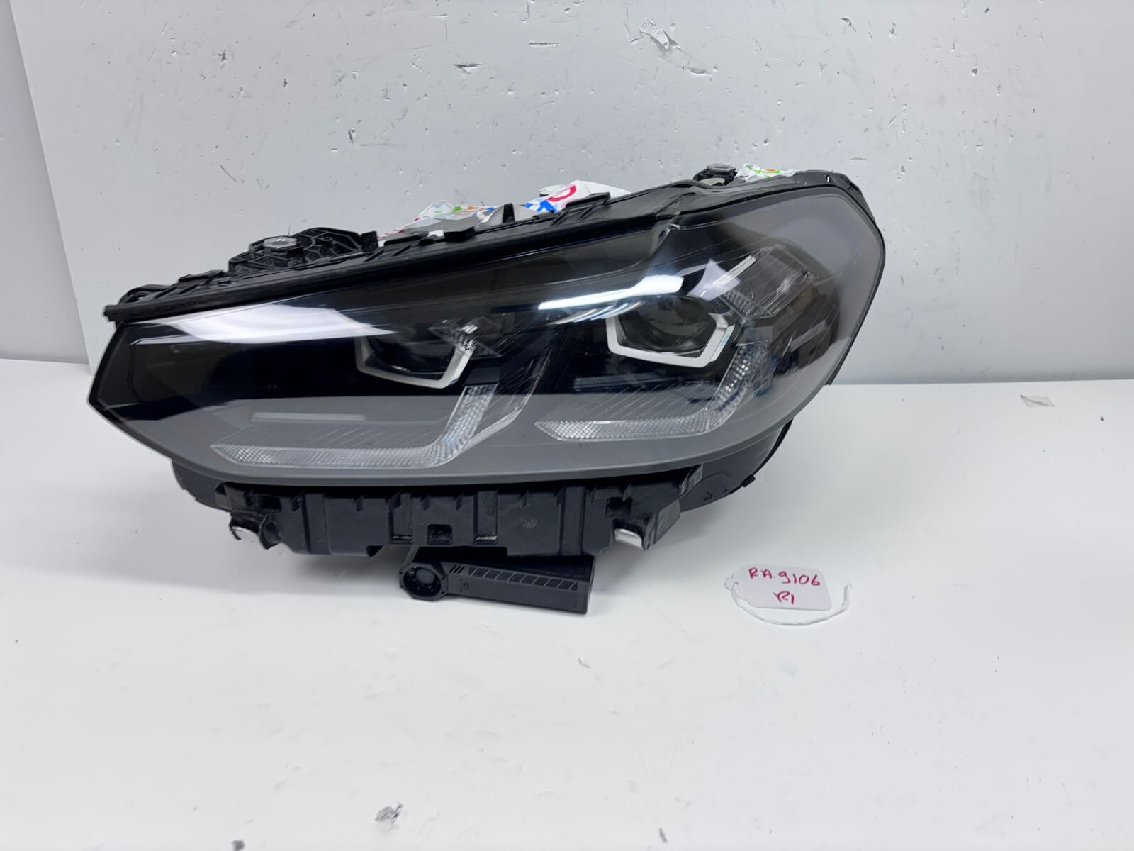 A95A1FB13-06 2022 2023 2024 BMW X3 X4 LED BLACK TRIM FRONT LEFT OEM HEADLIGHT - Image 2