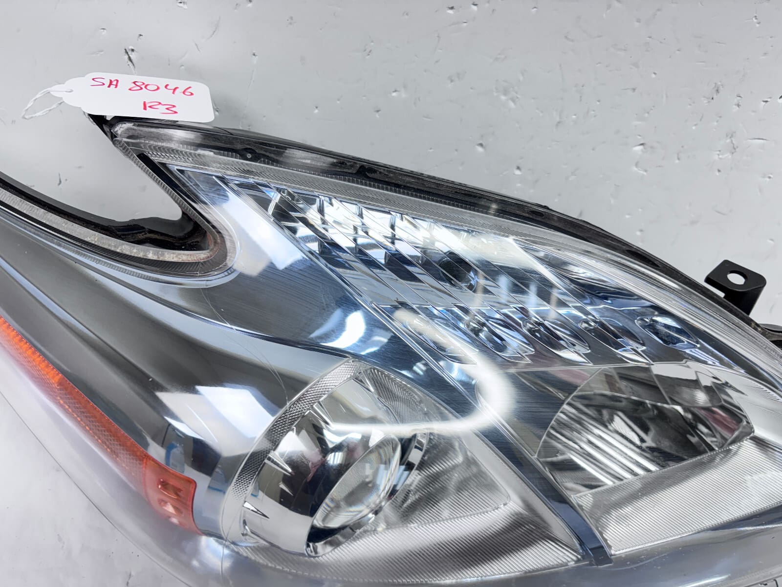 2012 2013 2014 2015 TOYOTA PRIUS HALOGEN BLUE FRONT RIGHT OEM HEADLIGHT - Image 5