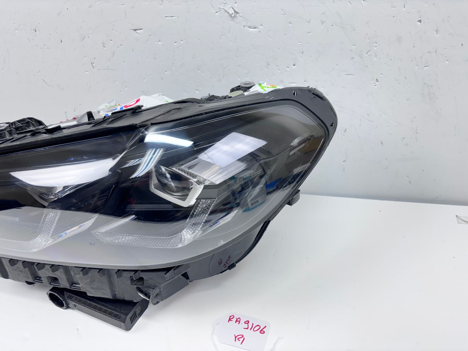 A95A1FB13-06 2022 2023 2024 BMW X3 X4 LED BLACK TRIM FRONT LEFT OEM HEADLIGHT - Image 3